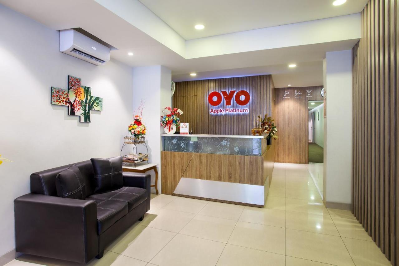 Super Oyo Flagship 101 Apple Platinum Hotel Jakarta Bagian luar foto